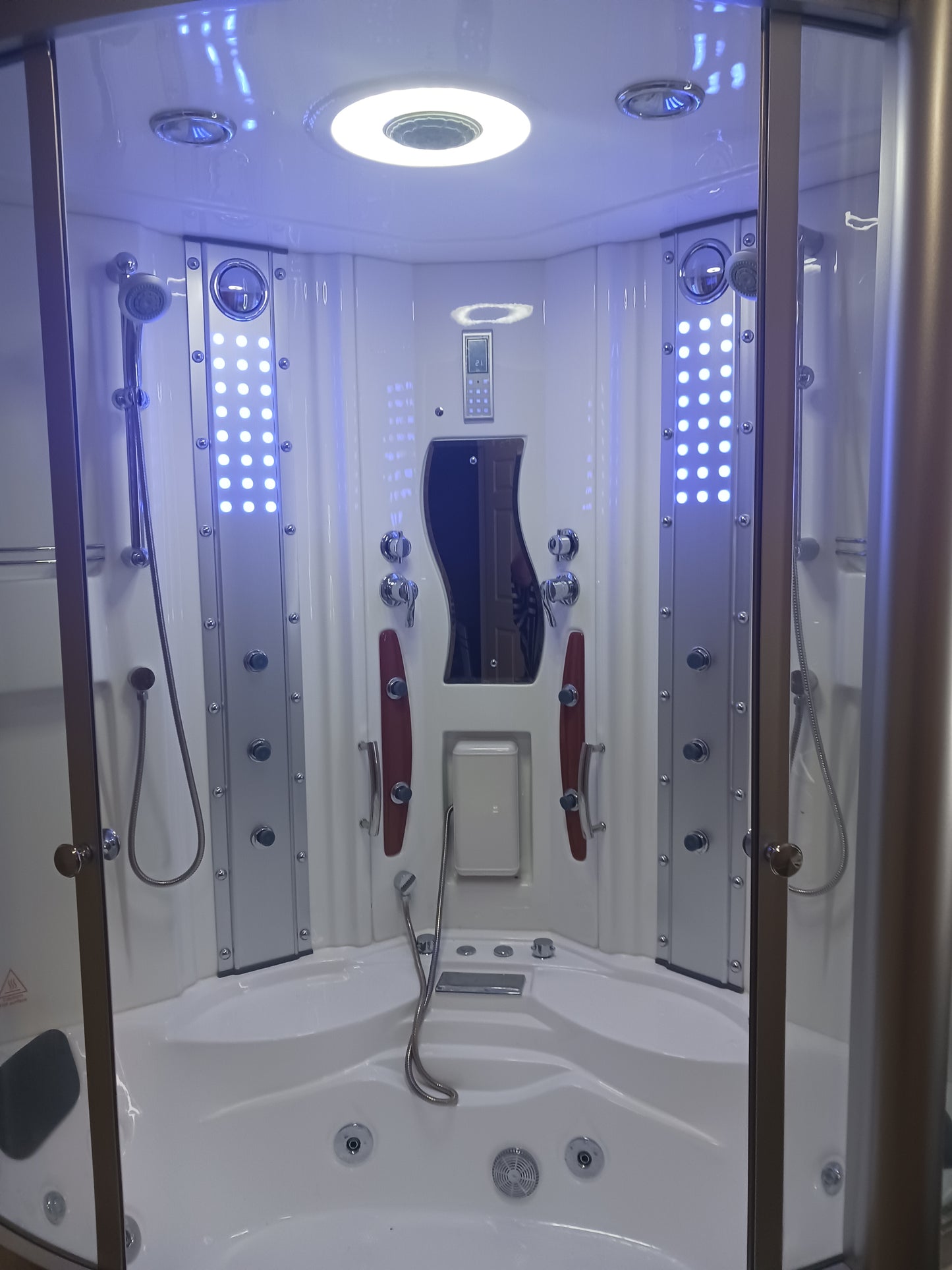 Mesa WS-608A Steam Shower Jetted Tub